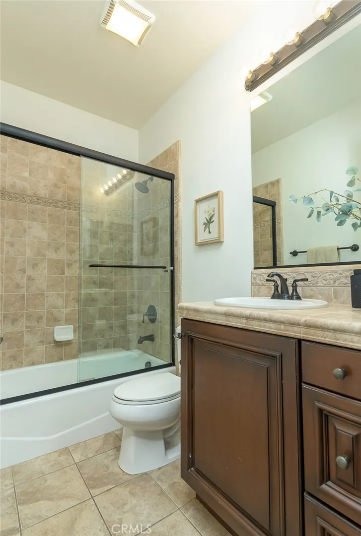 21929 Cortina Chatsworth, CA 91311