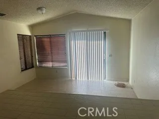 5050 Canyon Crest Riverside, CA 92507