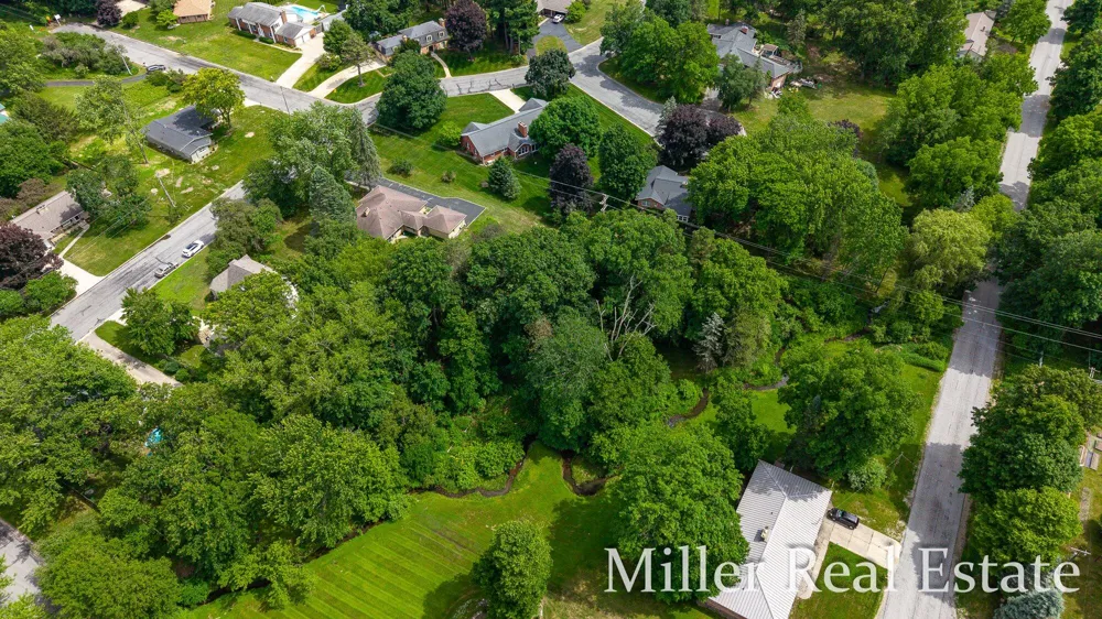 1140 David Drive Hastings, MI 49058