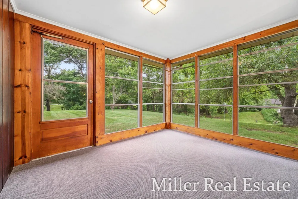 1140 David Drive Hastings, MI 49058