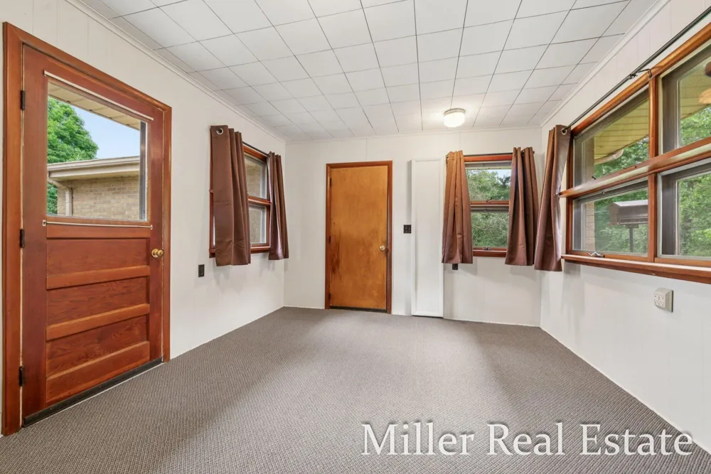 1140 David Drive Hastings, MI 49058