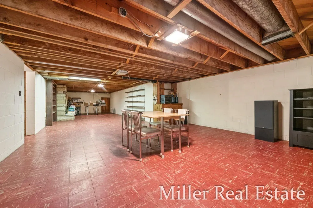 1140 David Drive Hastings, MI 49058