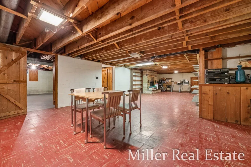 1140 David Drive Hastings, MI 49058