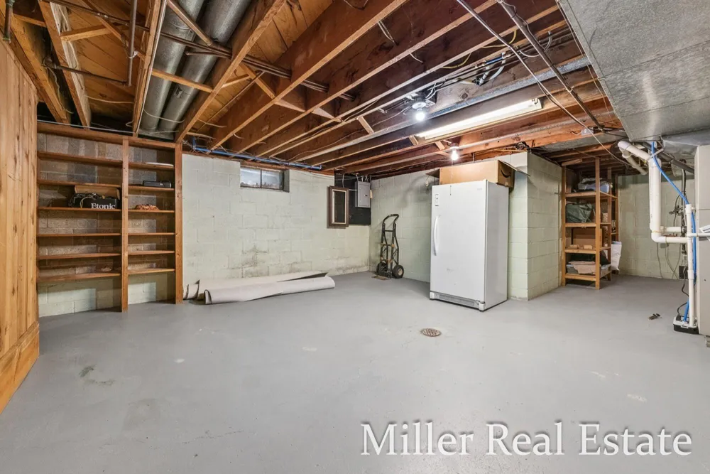 1140 David Drive Hastings, MI 49058