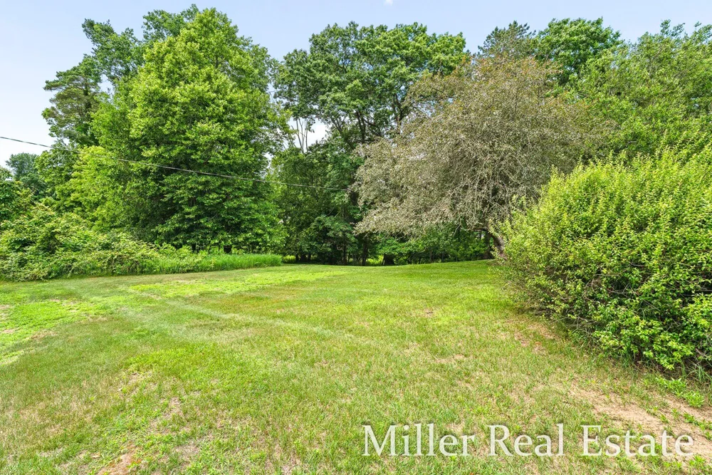 1140 David Drive Hastings, MI 49058