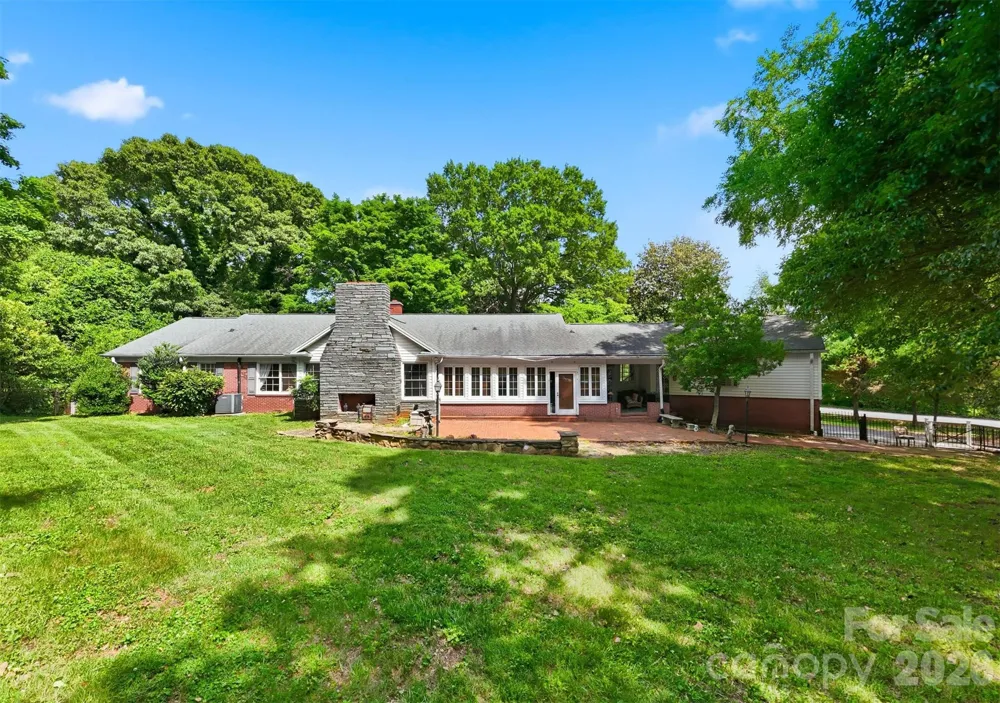 826 S College Avenue Newton, NC 28658
