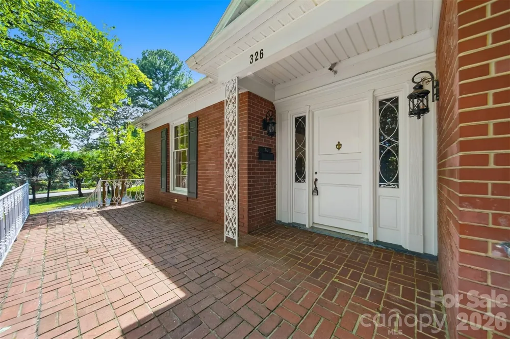 826 S College Avenue Newton, NC 28658
