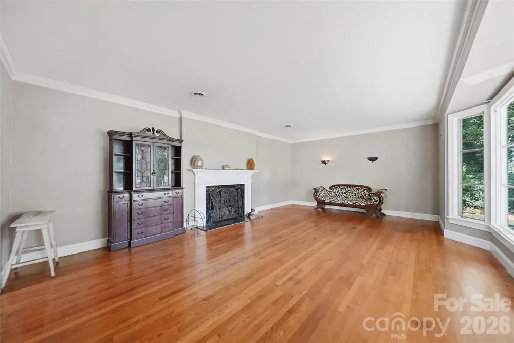826 S College Avenue Newton, NC 28658