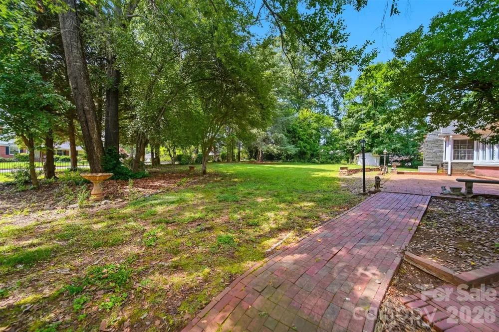 826 S College Avenue Newton, NC 28658