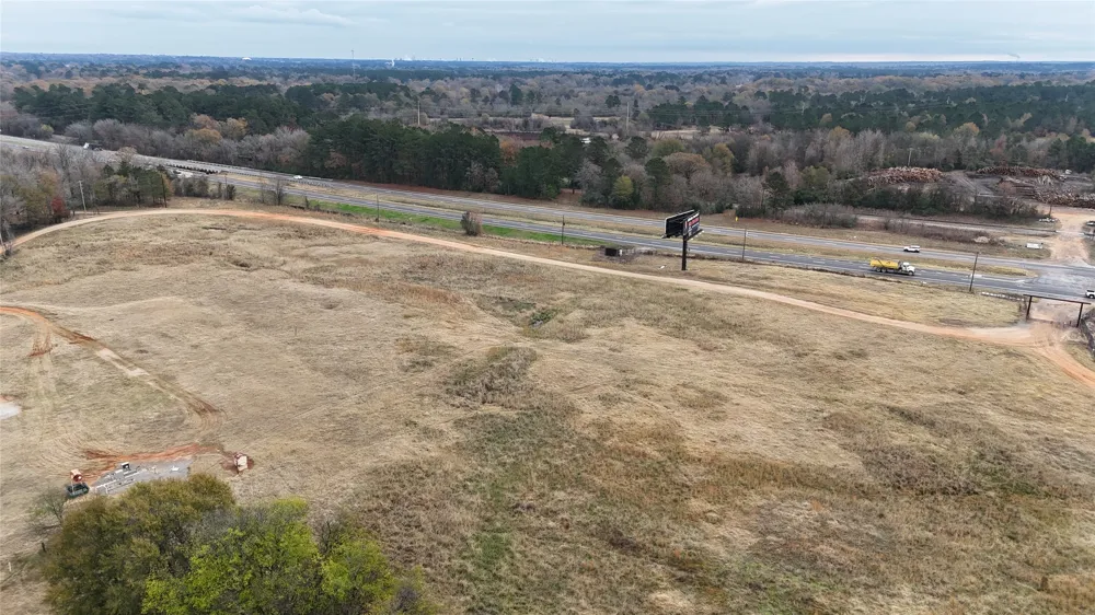 1 W Harrison Road Longview, TX 75604