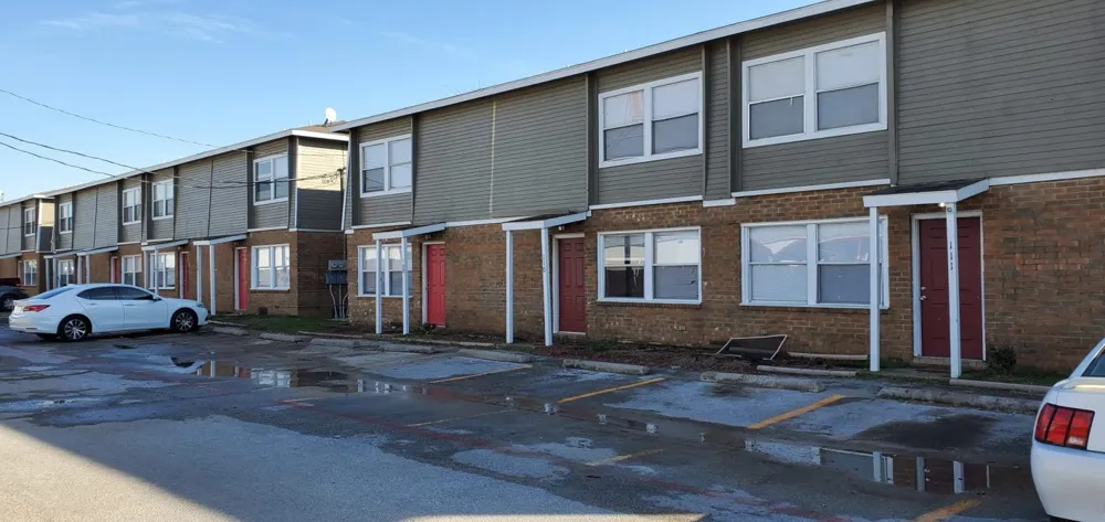 811 Spears Street #102 Alvarado, TX 76009