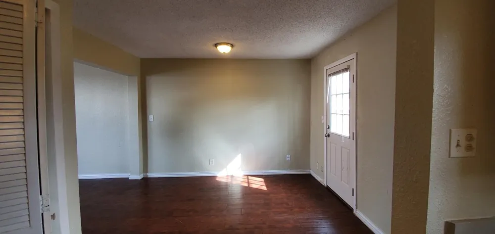 811 Spears Street #102 Alvarado, TX 76009
