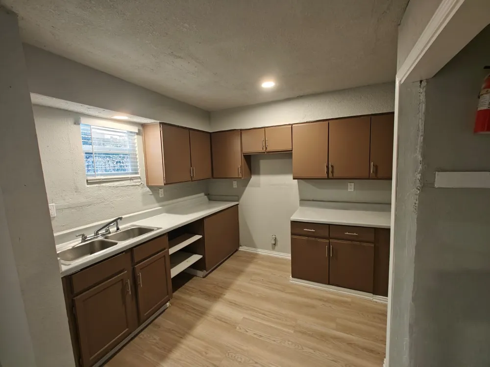 811 Spears Street #102 Alvarado, TX 76009