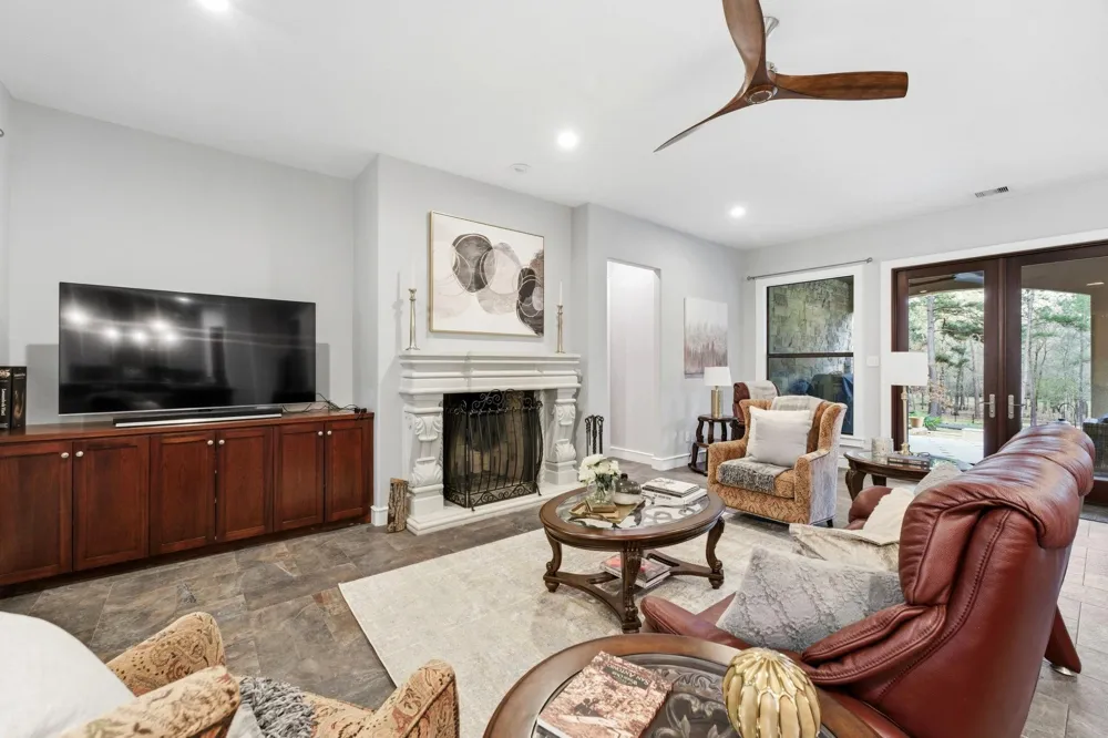 280 Sundog Road Huntsville, TX 77340