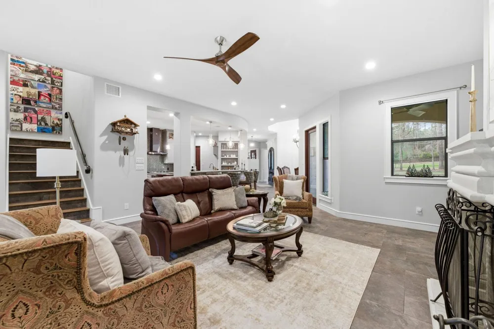 280 Sundog Road Huntsville, TX 77340
