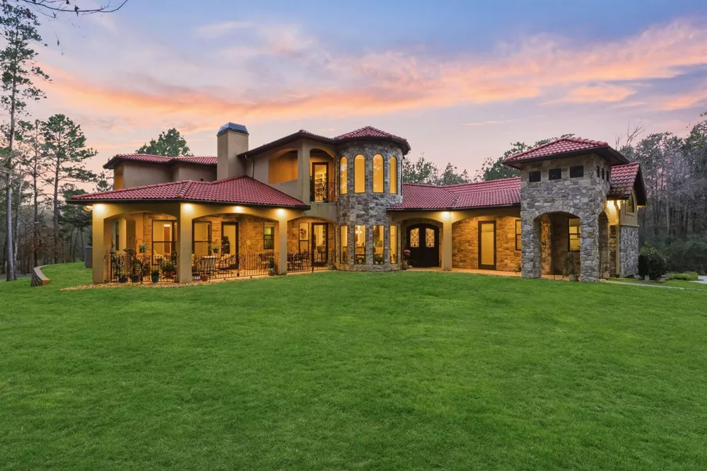 280 Sundog Road Huntsville, TX 77340