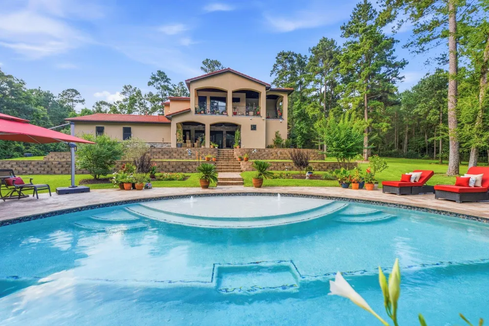280 Sundog Road Huntsville, TX 77340