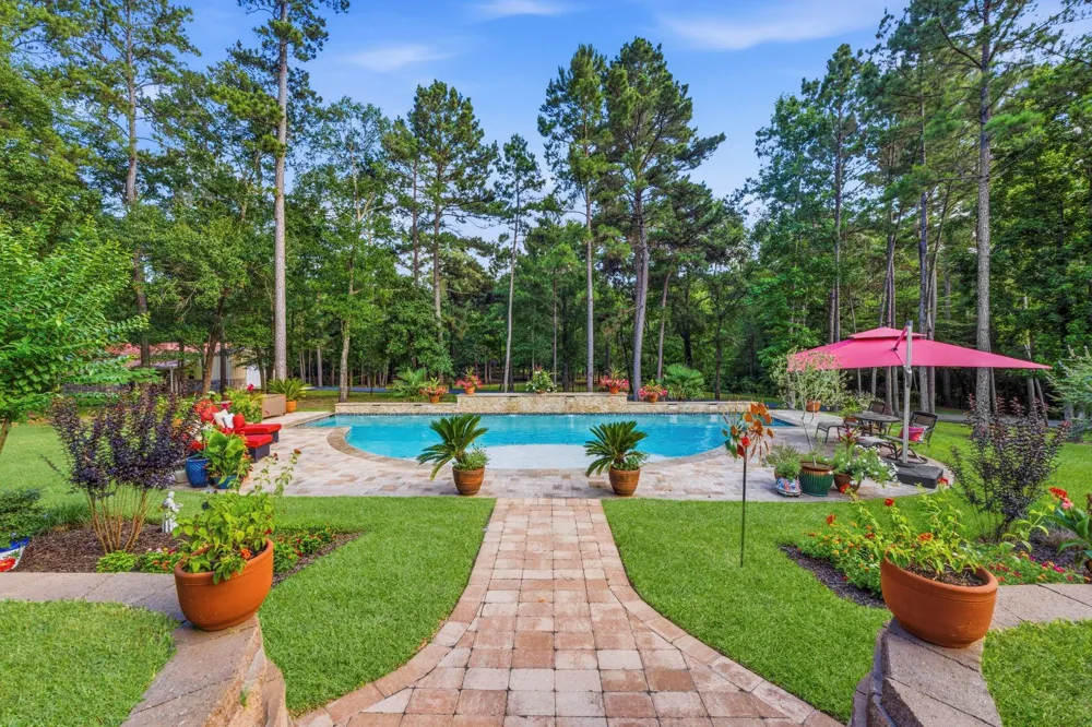 280 Sundog Road Huntsville, TX 77340