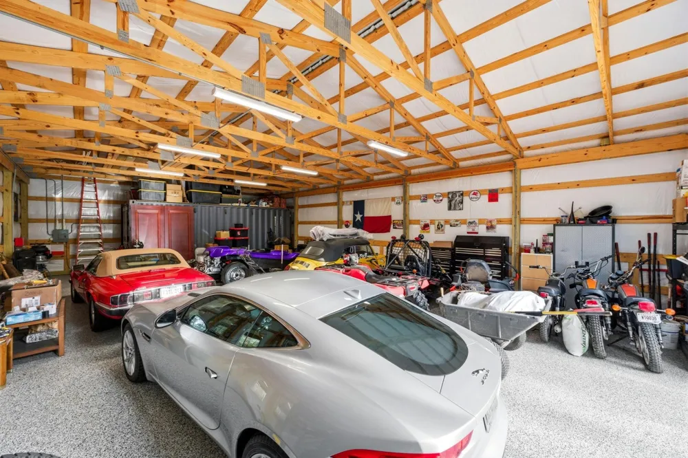 280 Sundog Road Huntsville, TX 77340