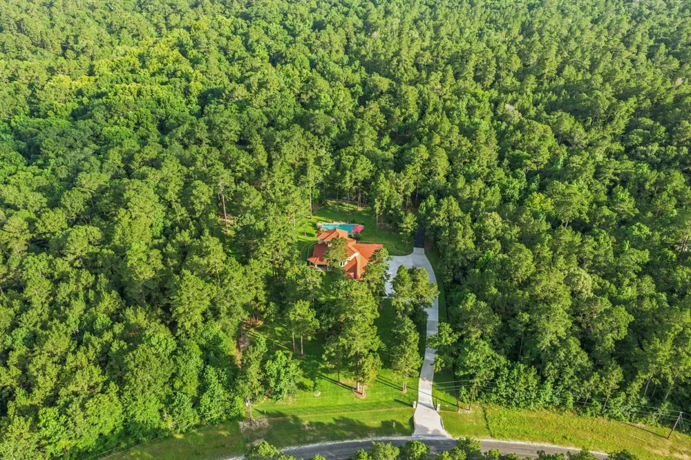 280 Sundog Road Huntsville, TX 77340