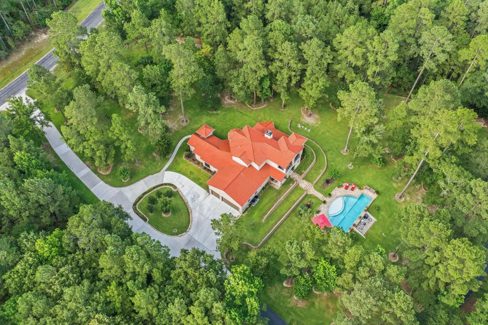 280 Sundog Road Huntsville, TX 77340