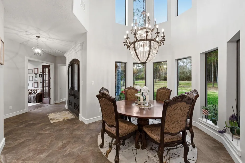 280 Sundog Road Huntsville, TX 77340