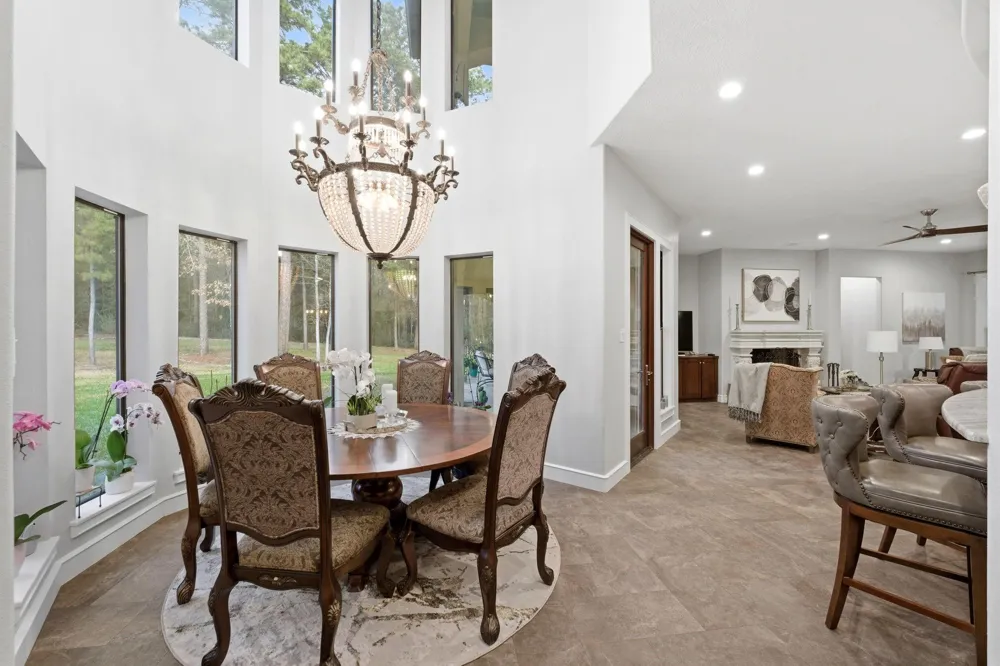 280 Sundog Road Huntsville, TX 77340