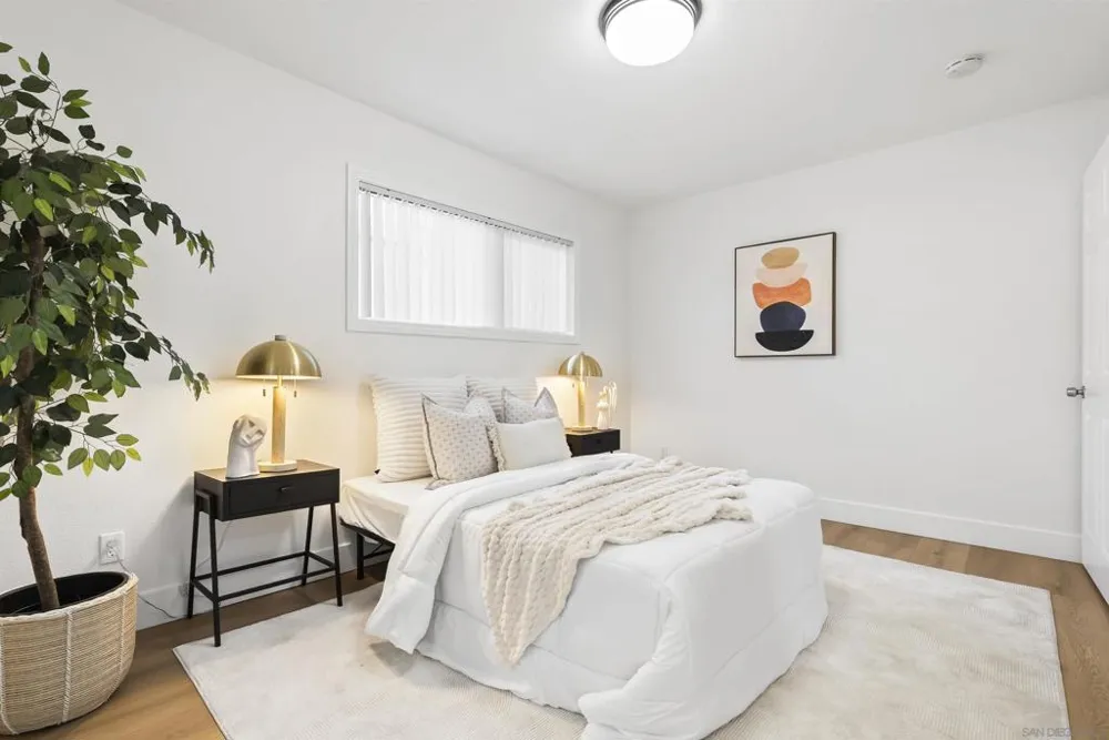 4654 33rd St #20 San Diego, CA 92116
