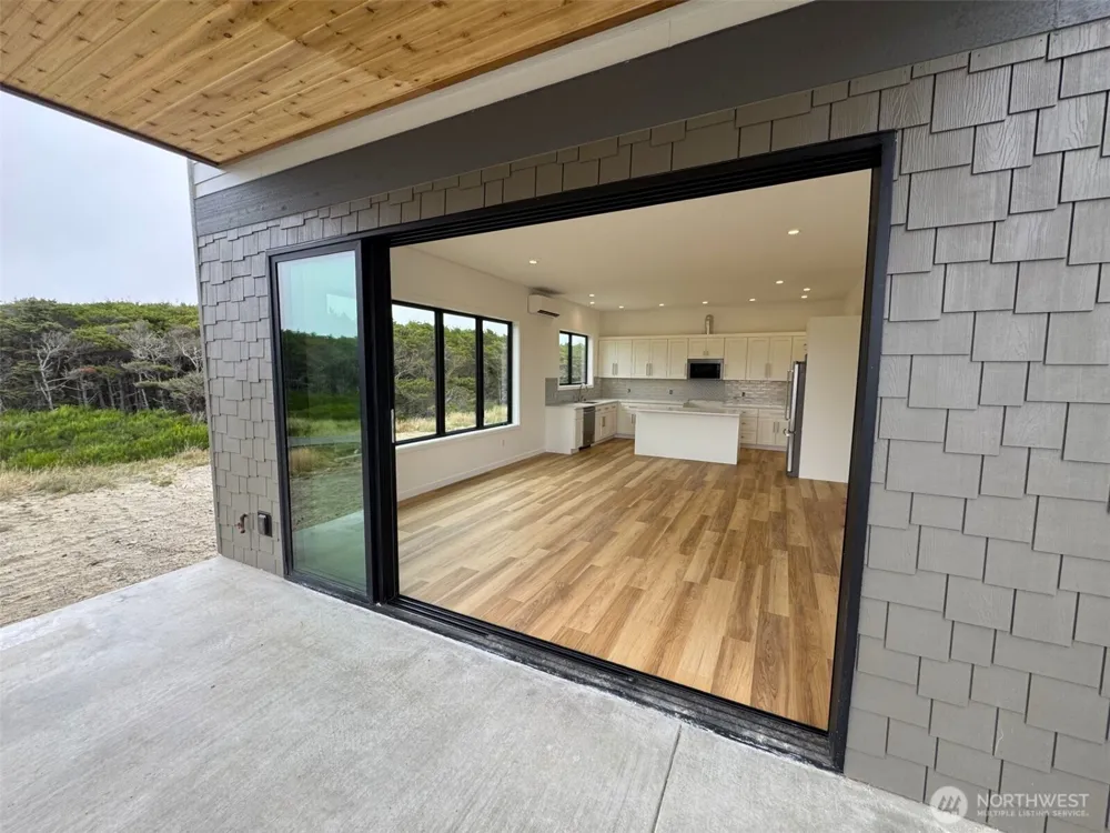 1505 Agate Lane Westport, WA 98595