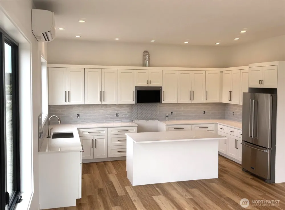 1505 Agate Lane Westport, WA 98595
