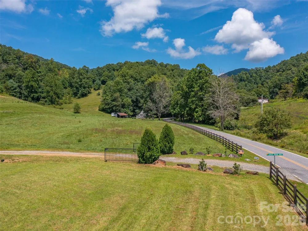 000 Locust Rough Mountain Road #Lot 6 Burnsville, NC 28714