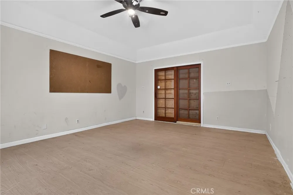 9140 Noble Avenue North Hills, CA 91343