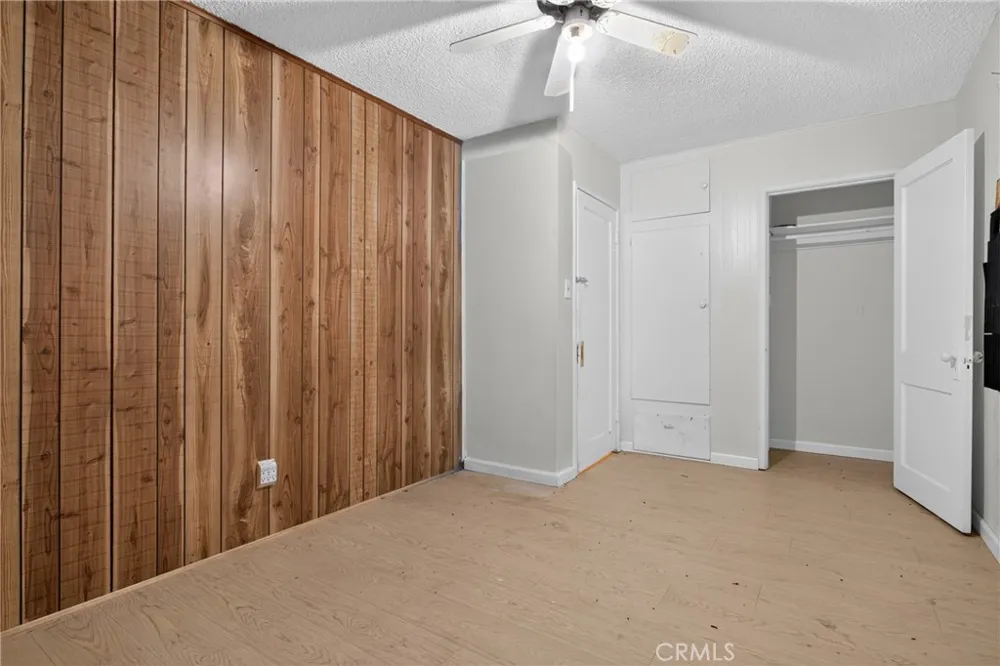 9140 Noble Avenue North Hills, CA 91343
