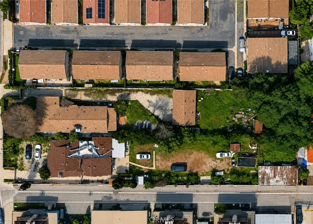 9140 Noble Avenue North Hills, CA 91343
