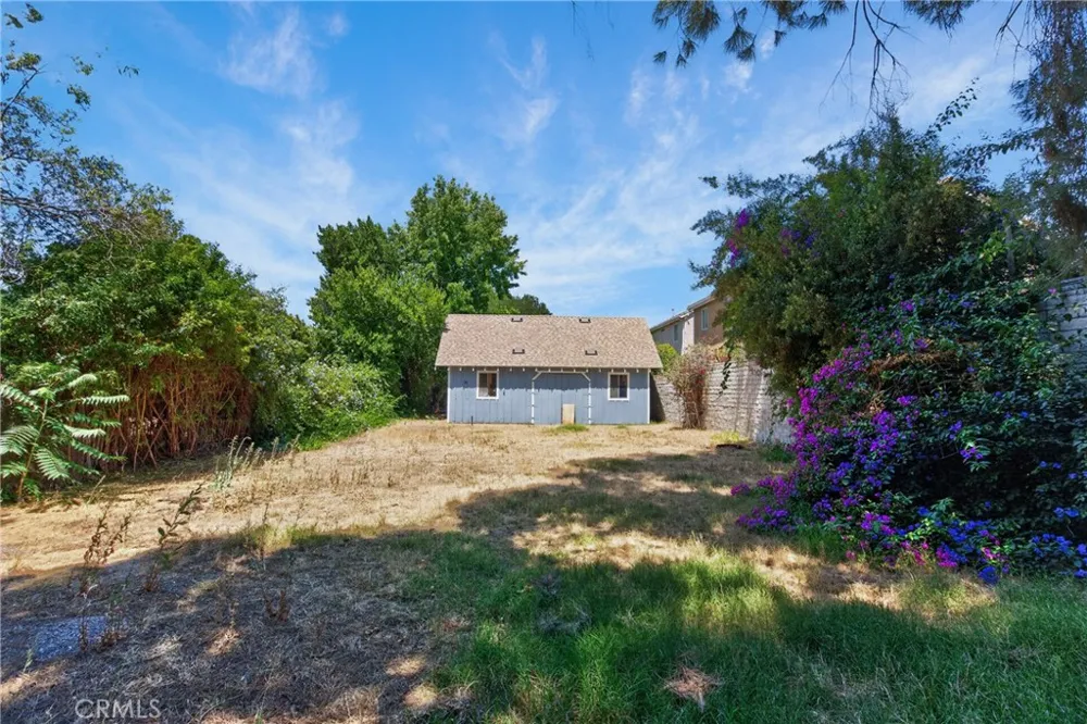 9140 Noble Avenue North Hills, CA 91343
