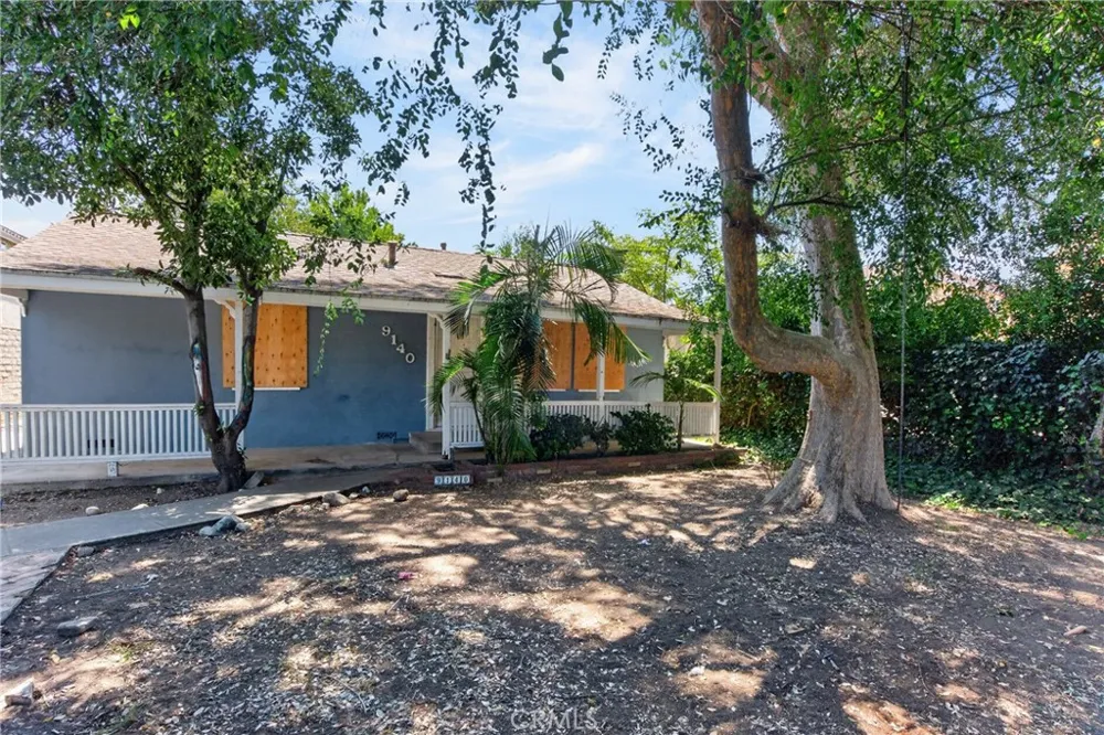 9140 Noble Avenue North Hills, CA 91343