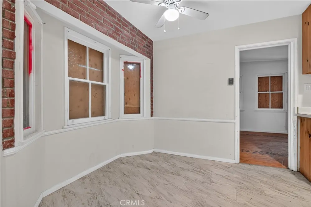 9140 Noble Avenue North Hills, CA 91343