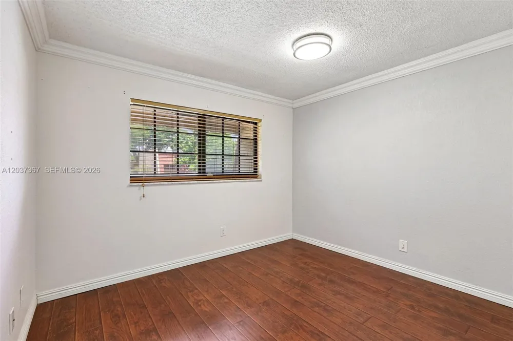 86 Ann Lee Ln Tamarac, FL 33319