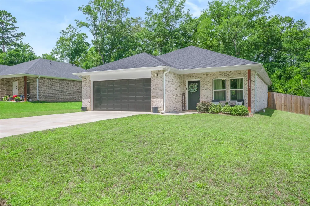 10883 Browning Street Brownsboro, TX 75756
