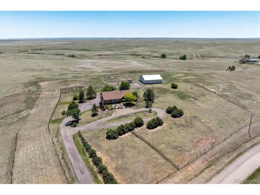 45412 Sun Country Drive Elizabeth, CO 80107