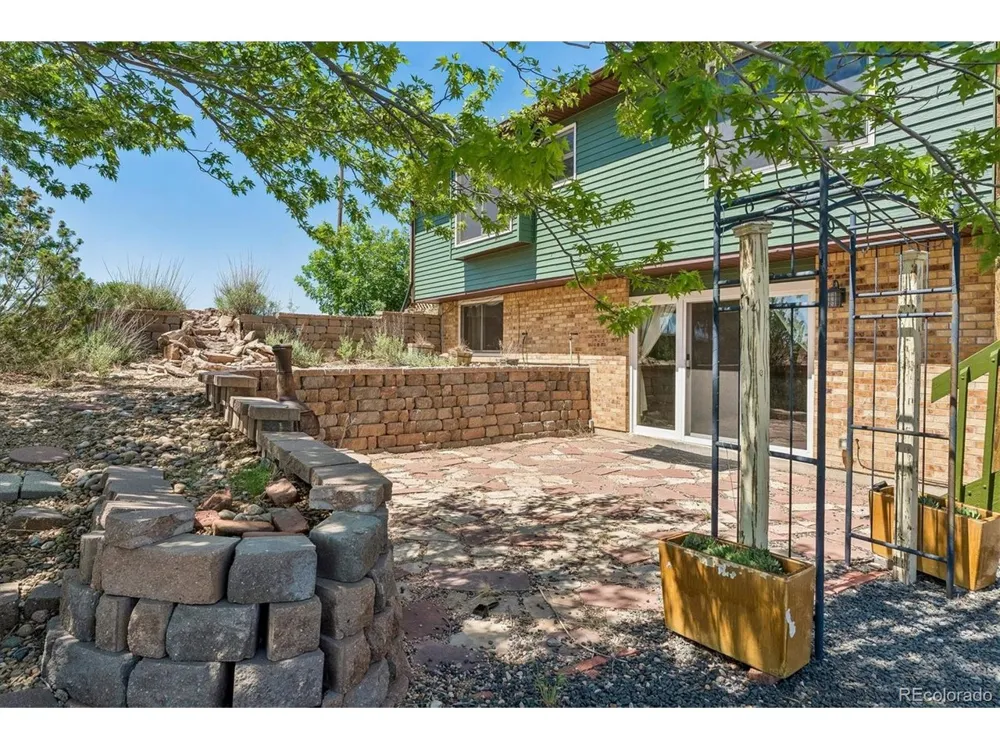 45412 Sun Country Drive Elizabeth, CO 80107