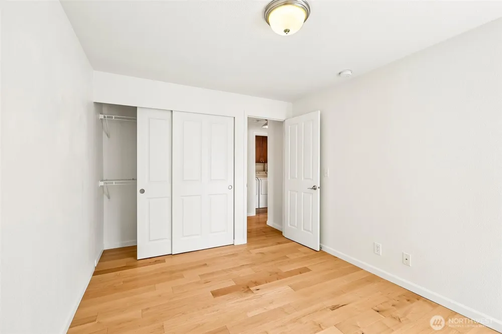 717 NW 70th Street #203 Seattle, WA 98117