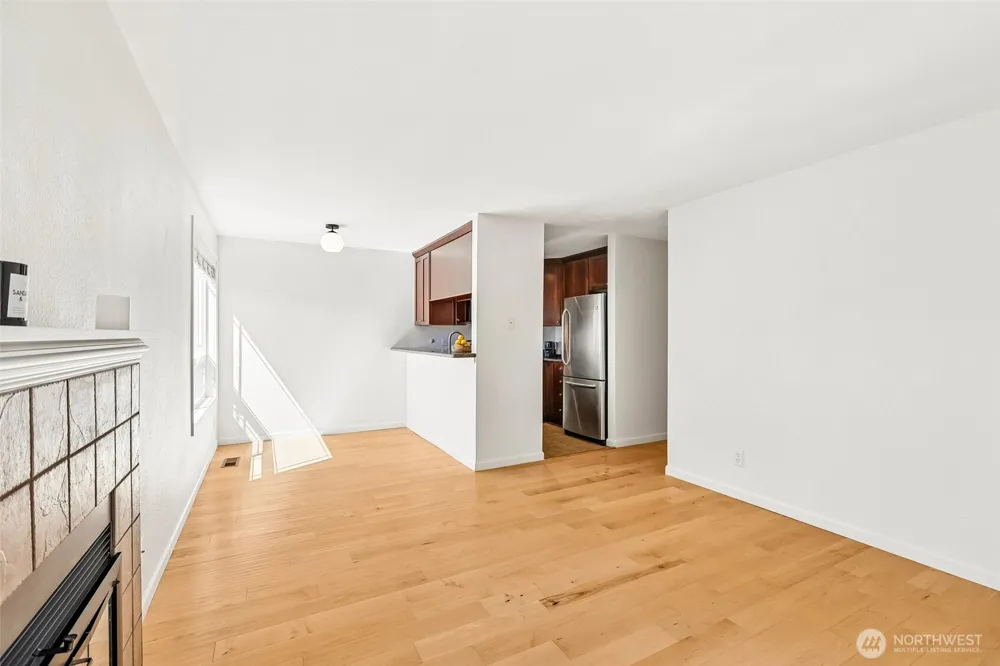 717 NW 70th Street #203 Seattle, WA 98117