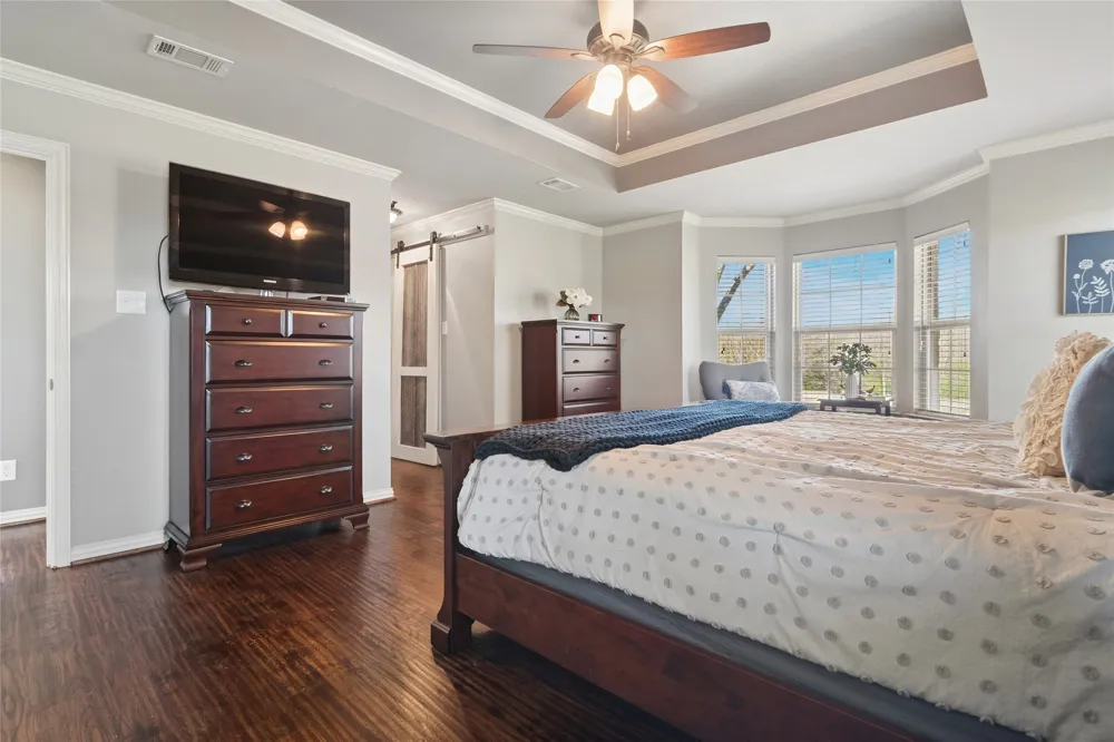 82 Forest Hills Circle Gunter, TX 75058