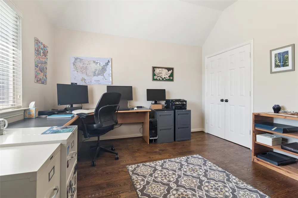 82 Forest Hills Circle Gunter, TX 75058