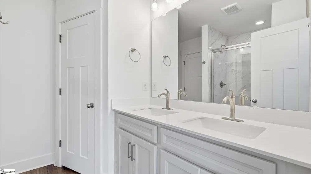 9 Hagen Lane Simpsonville, SC 29681