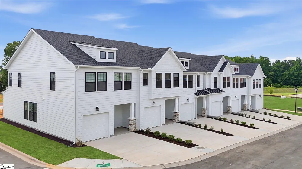 9 Hagen Lane Simpsonville, SC 29681
