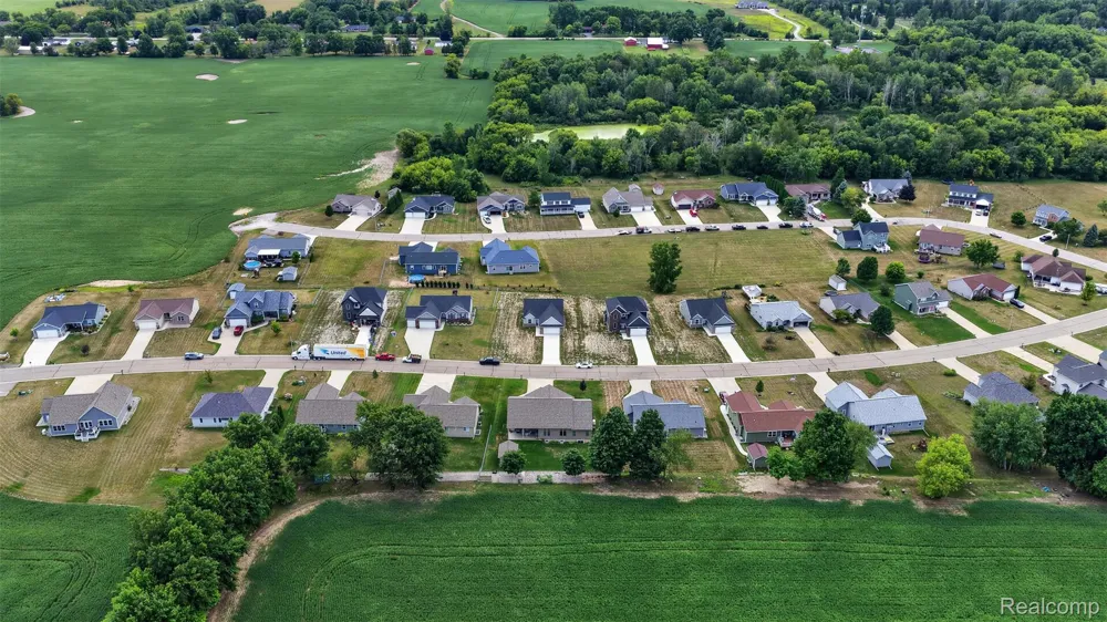10206 Hunt Drive Davison City, MI 48423