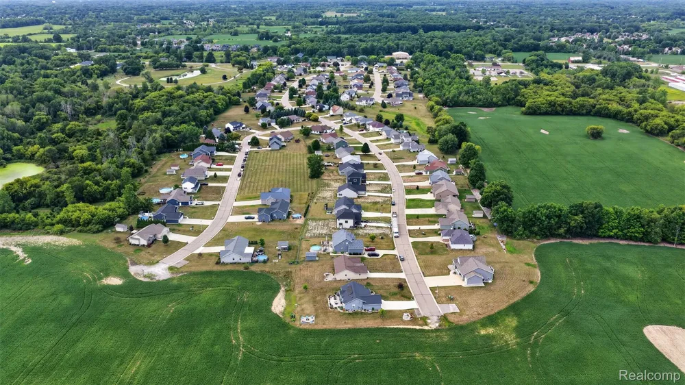 10206 Hunt Drive Davison City, MI 48423