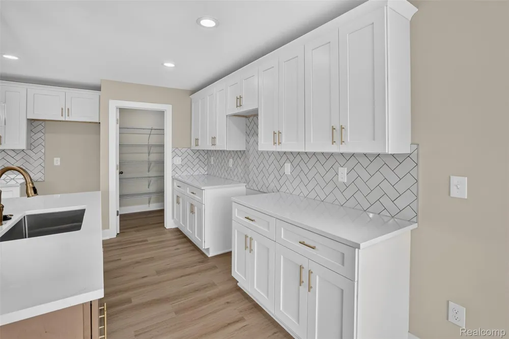 10206 Hunt Drive Davison City, MI 48423